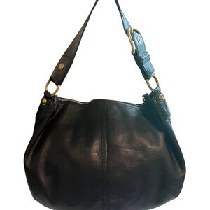 Coach Black Cowhide Leather Hobo Bag -Vintage F0882-F11839